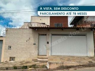 Casa em leilao em Nova Serrana/MG