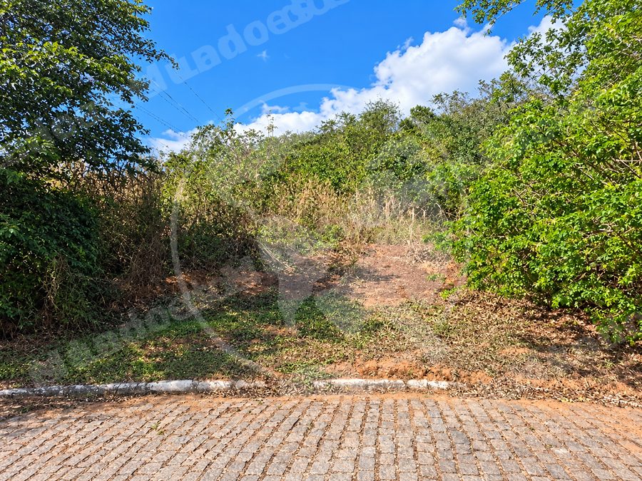 Terreno de 501 m2 em leilão em Rio de Janeiro/RJ
