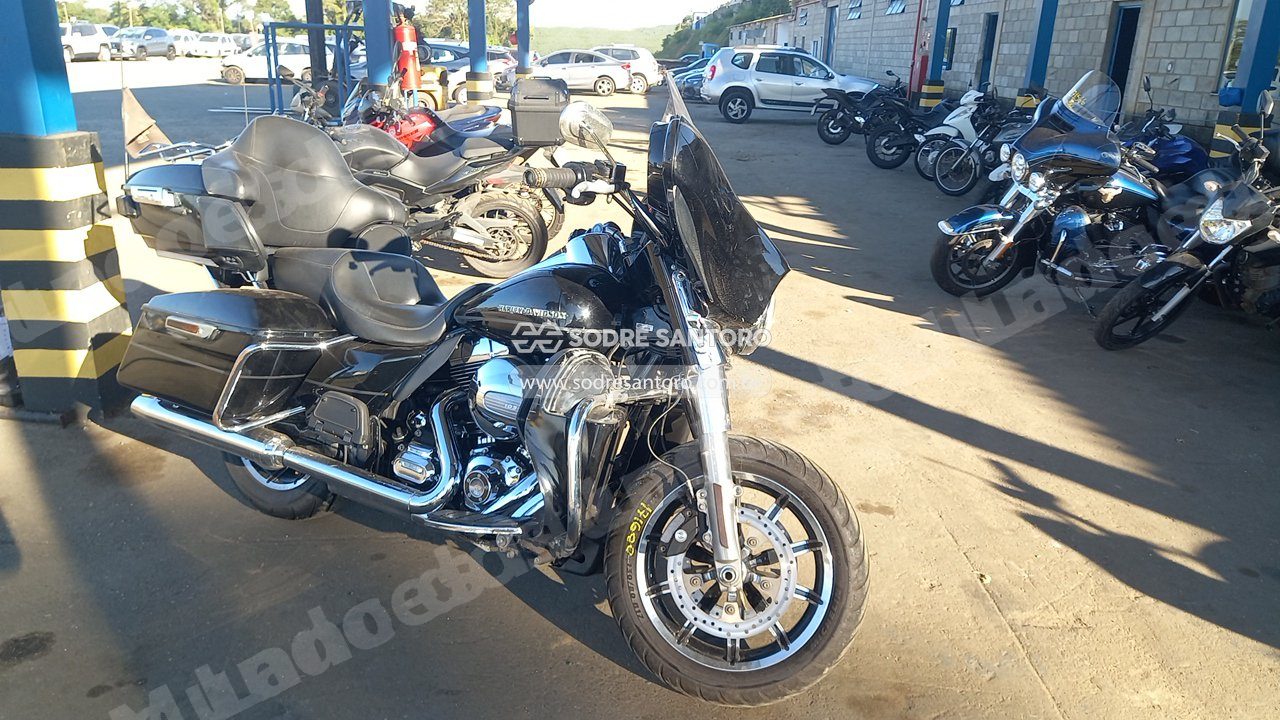 Harley-Davidson Flhtk 2016 em leilao em Monte Mor/SP