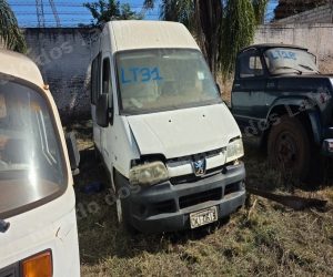 Peugeot Boxer em leilao em Brasil