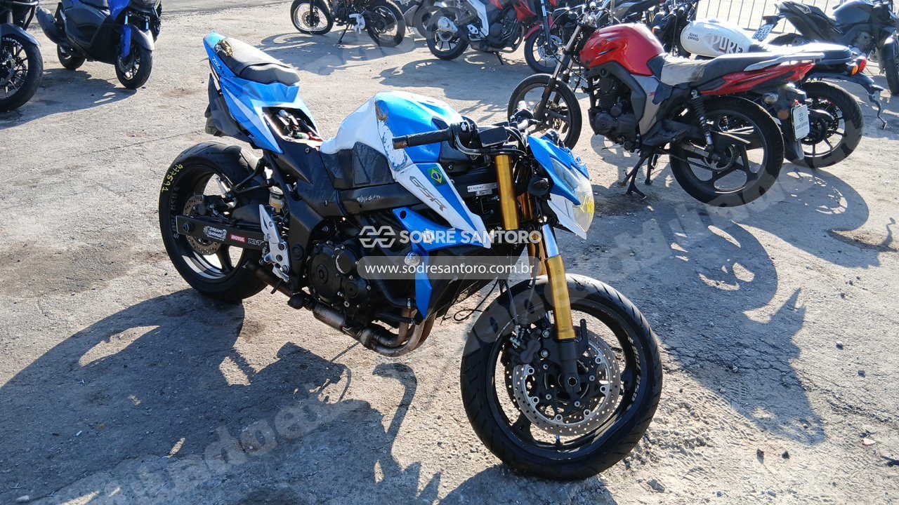 Suzuki em leilao em Brasil