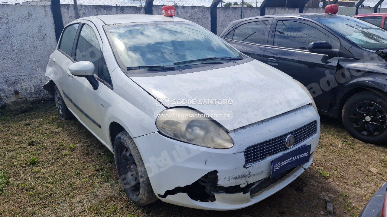 Fiat Punto Essen. 1.6 Dl 2012 em leilão em São José dos Pinhais/PR