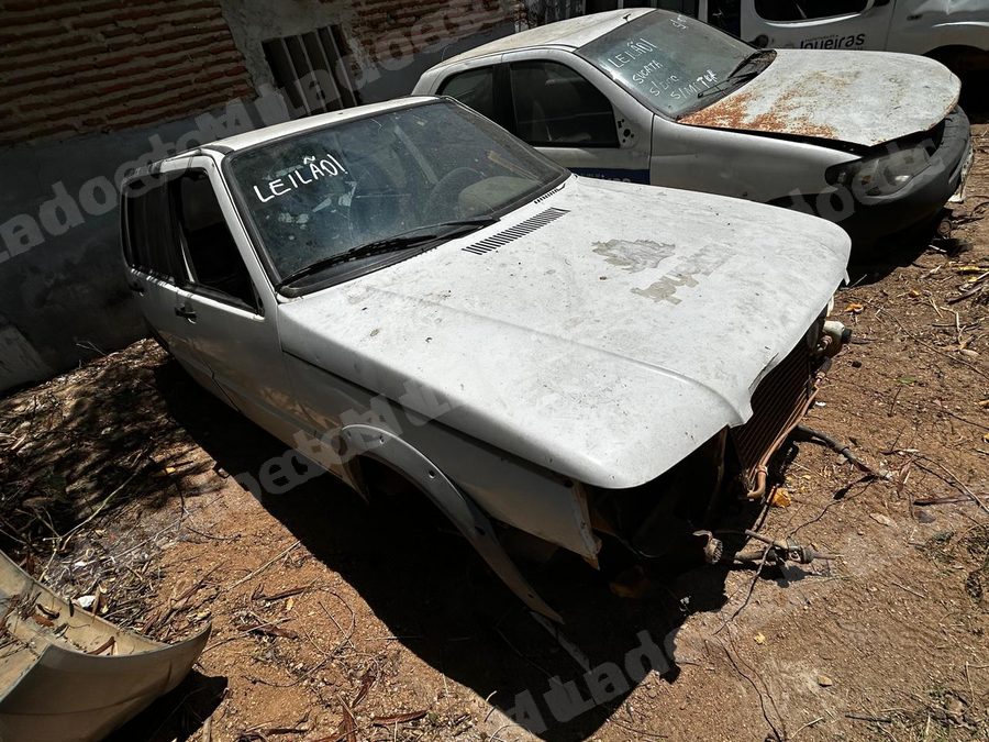 Fiat Uno 2013 em leilão em Brasil - Lote 4