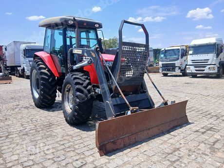 Máquina agrícola em leilão em Aparecida de Goiânia/GO - Lote 7