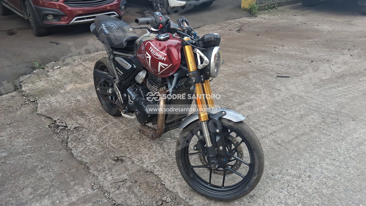 Triumph Speed 400 2025 em leilao em Brasil