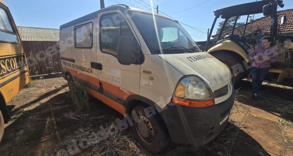 Renault 2009 em leilão em Itambaracá/PR