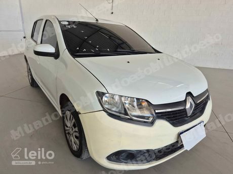 Renault Sandero em leilão em Eusébio/CE