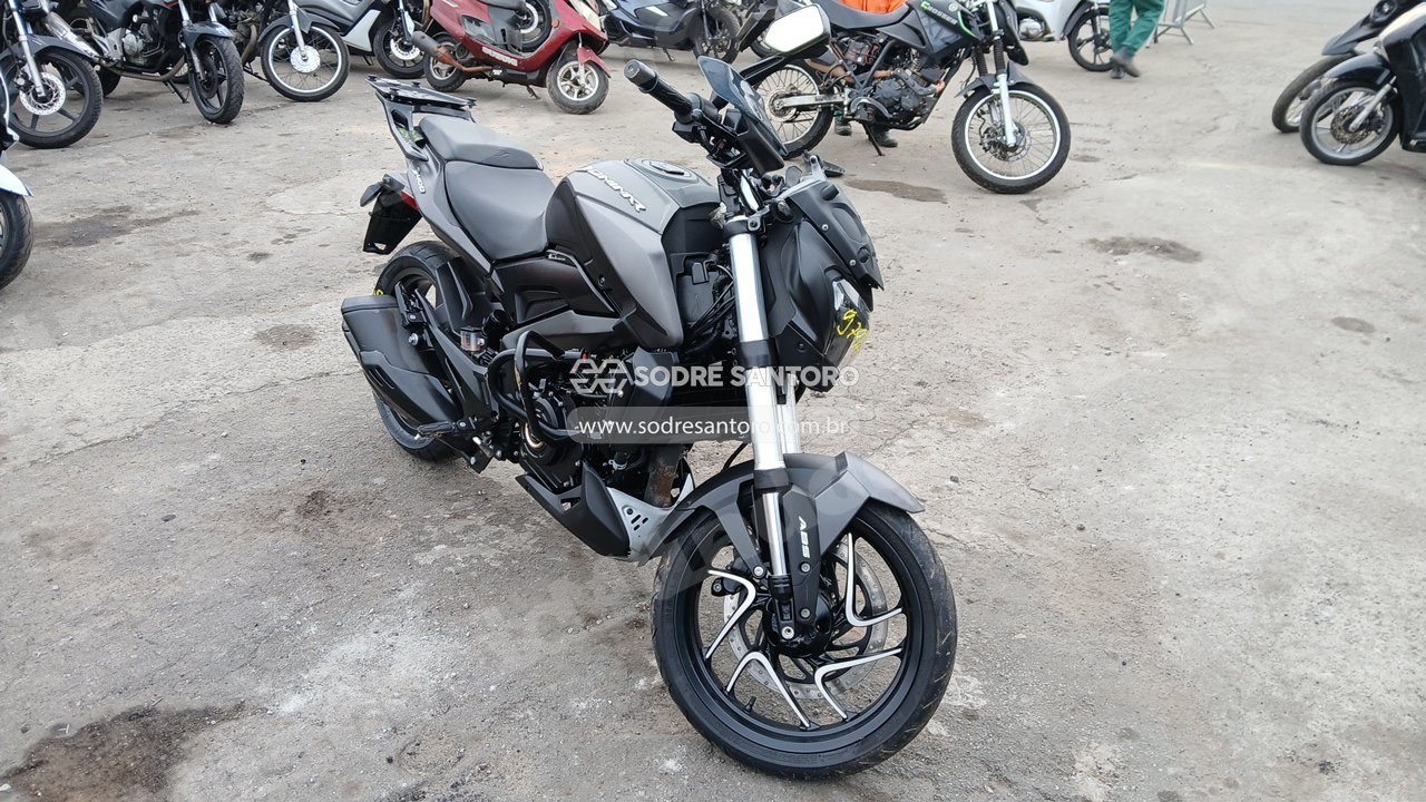 Bajaj Dominar D400 2025 em leilao em Brasil - Lote 2