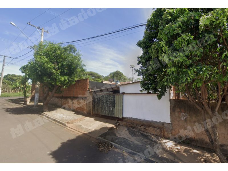 Casa em leilao em Lins/SP