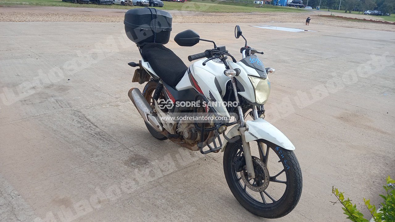 Honda Cg 160 Titan Ex 2016 em leilao em Cesário Lange/SP