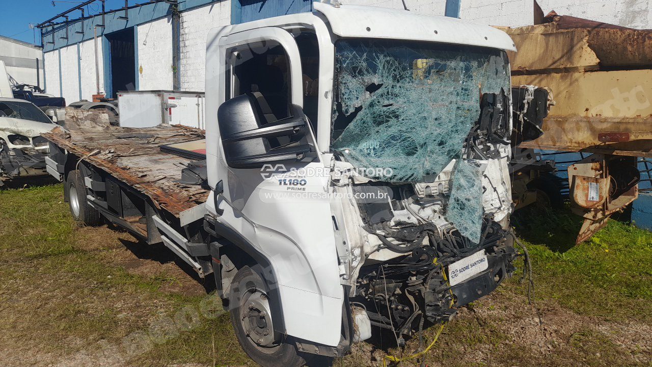 Volkswagen 11.180 Drc 4X2 2022 em leilao em São José dos Pinhais/PR
