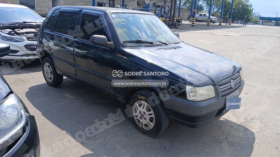 Fiat Uno Mille Economy 2013 em leilão em Monte Mor/SP