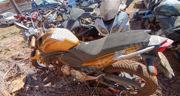 Honda em leilao em Naviraí/MS