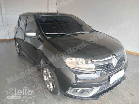Renault Sandero em leilão em Manaus/AM