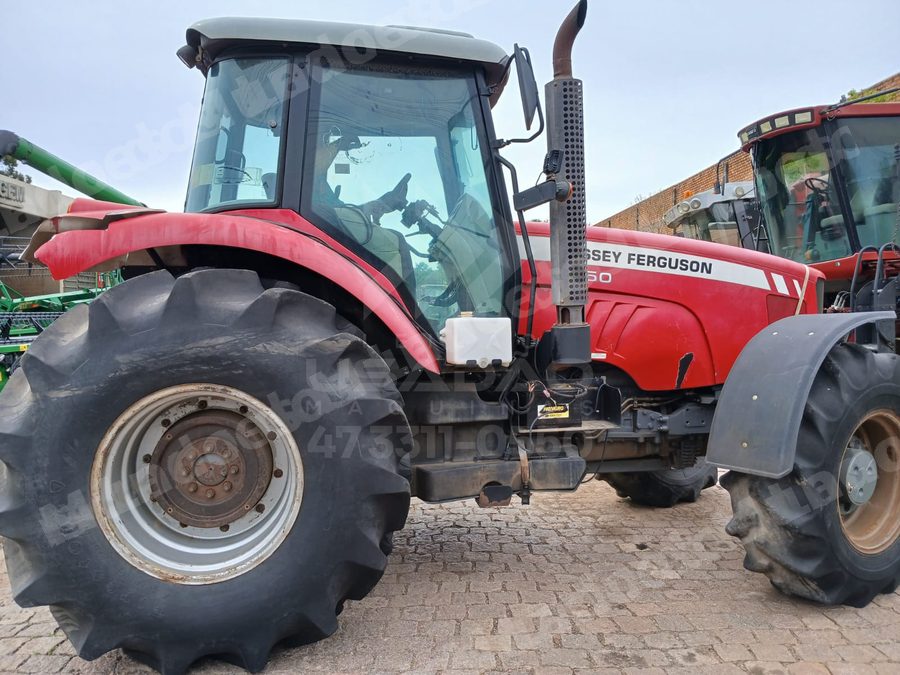 Máquina agrícola 2016 em leilão em Benjamin Constant do Sul/RS