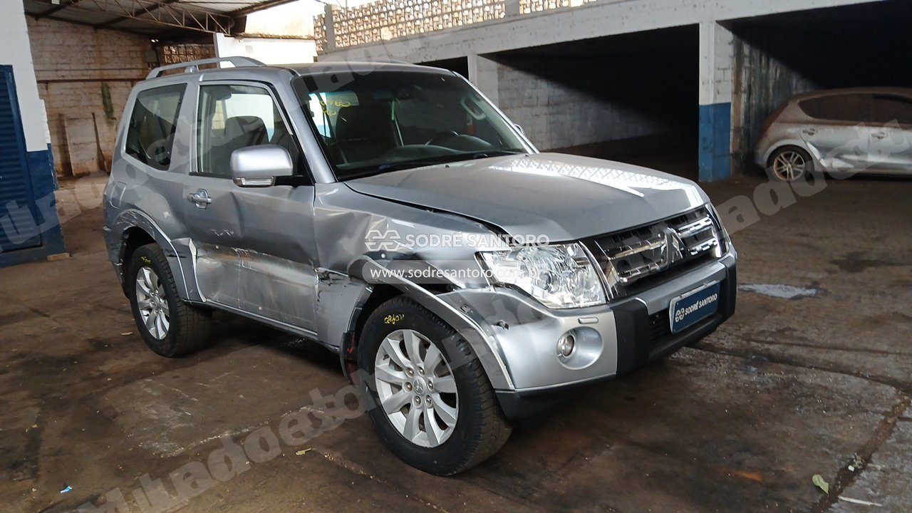 Mitsubishi Pajero Hpe 3.2 2011 em leilao em Ribeirão Preto/SP