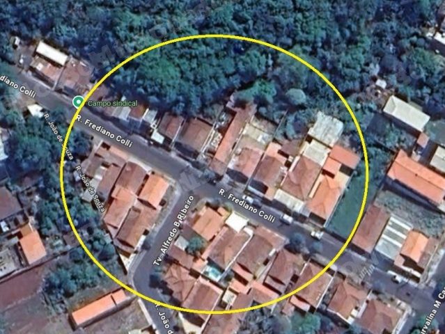 Casa de 1239 m2 em leilão em Pardo/SP