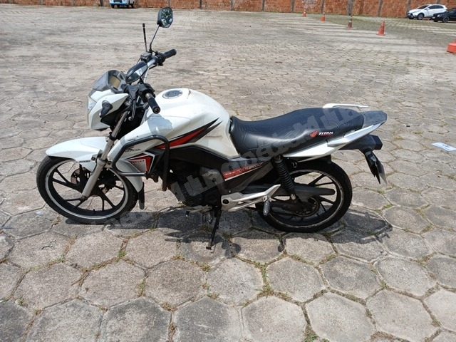 Honda 2015 em leilao em Brasil - Lote 2