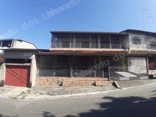 Casa em leilao em Camaçari/BA