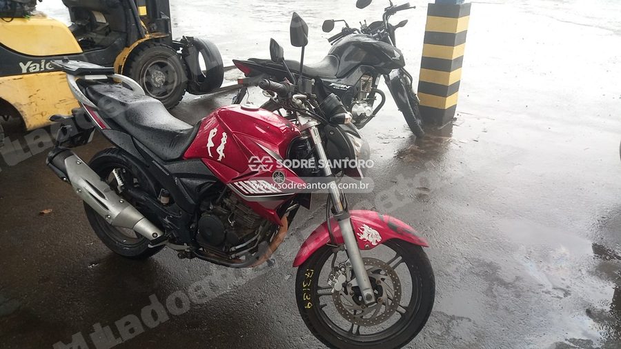 Yamaha Fazer250 Blueflex 2015 em leilão em Monte Mor/SP