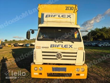 Volkswagen 23 em leilao em Candeias/BA