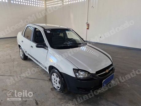 Chevrolet Classic em leilao em Candeias/BA