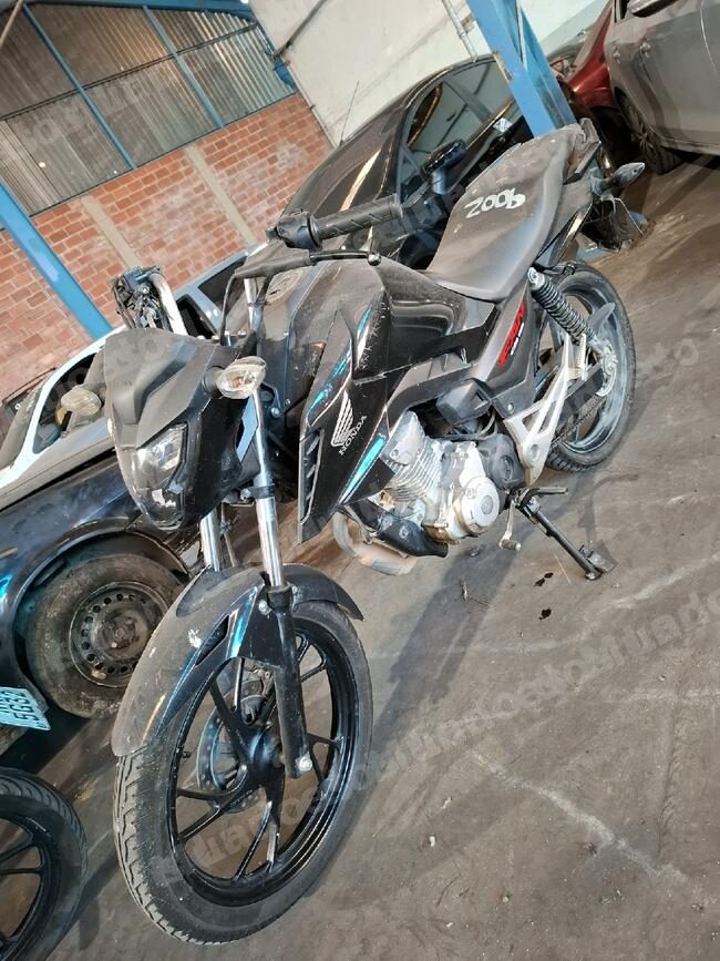 Honda 2025 em leilao em RJ