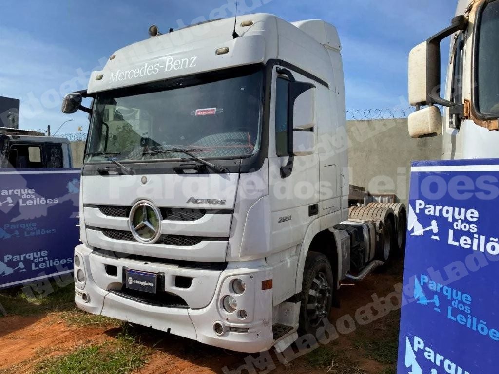 Veiculo em leilao em Brasil