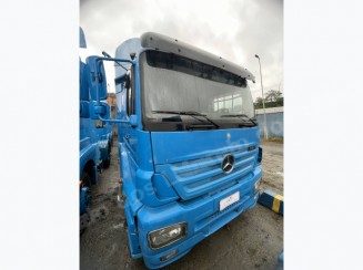 Mercedes em leilao em Brasil