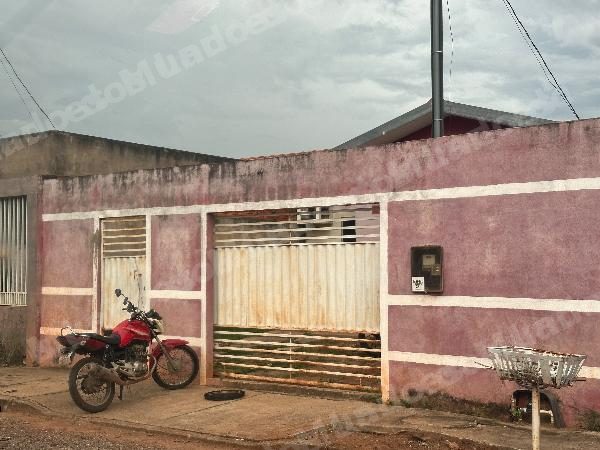 Casa em leilao em A/MT