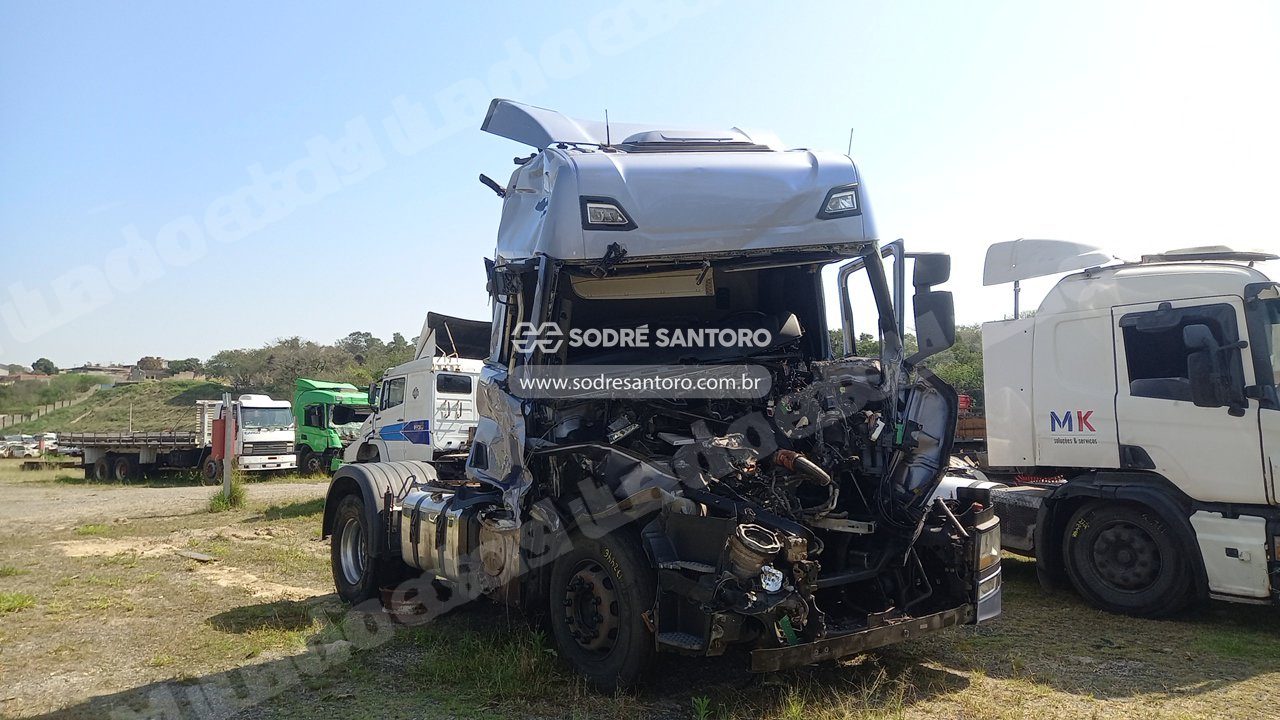 Scania R460 A4X2 2024 em leilão em Monte Mor/SP