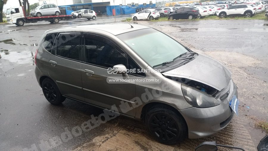 Honda Fit Lx 2004 em leilão em Monte Mor/SP