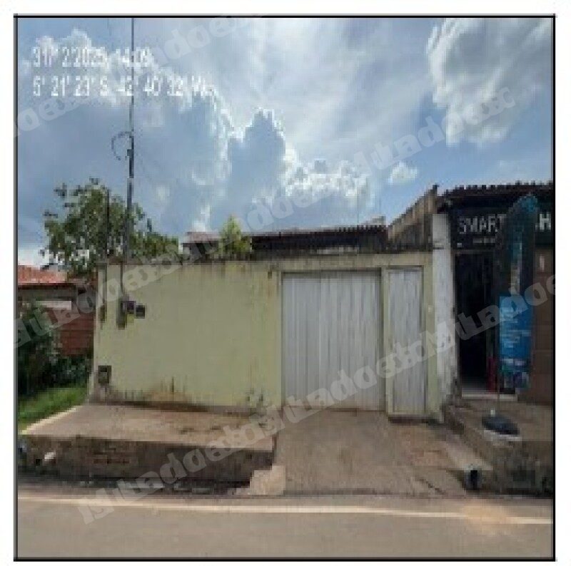 Casa em leilao em Demerval Lobao/PI