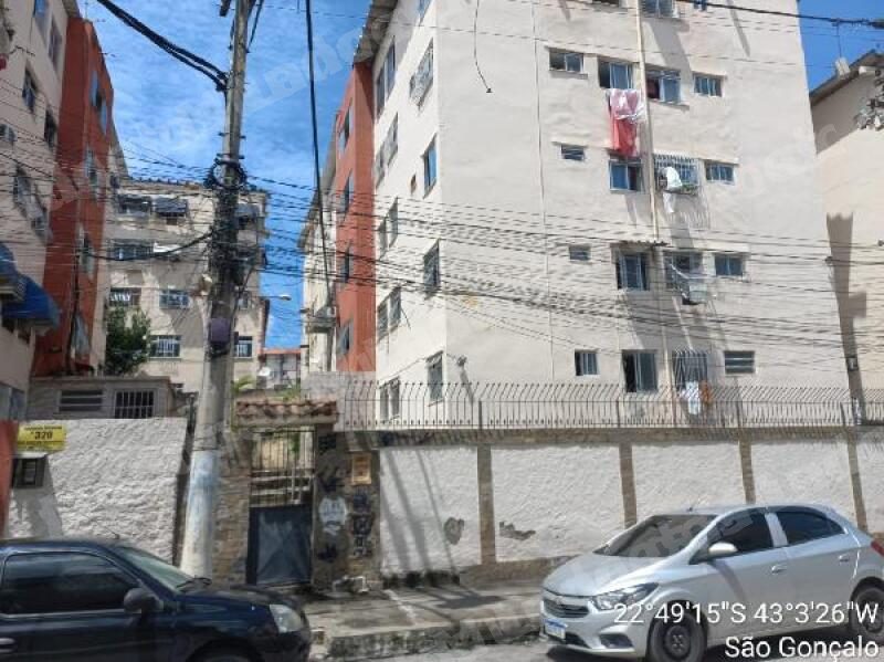 Apartamento em leilao em Sao Goncalo/RJ