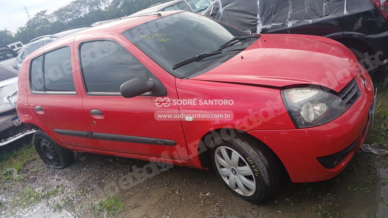 Renault Clio 2011 em leilão em Brasil