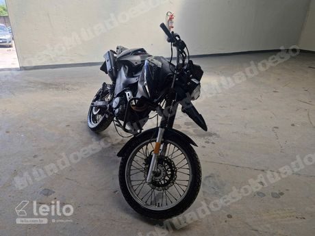 Lote em leilao em Candeias/BA