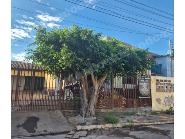 Terreno em leilao em Várzea Grande/MT