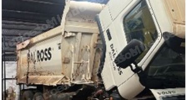 Volvo em leilao em Curitiba/PR