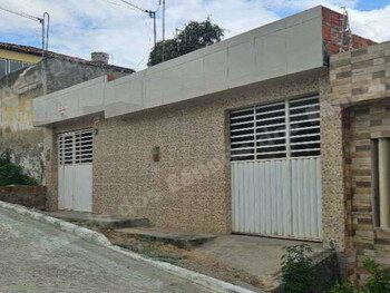 Casa em leilao em Bezerros/PE