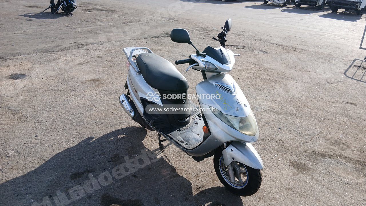 Suzuki An 125 2009 em leilao em Brasil