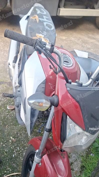 Honda em leilao em Campos do Jordão/SP