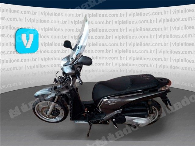 Honda 2016 em leilao em Brasil - Lote 2