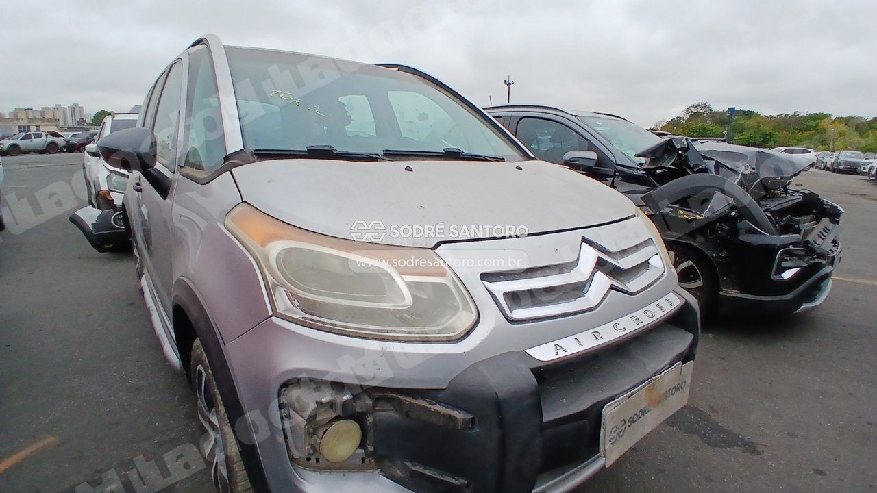 Citroen C3 Aircross Glxm 2012 em leilão em Brasil