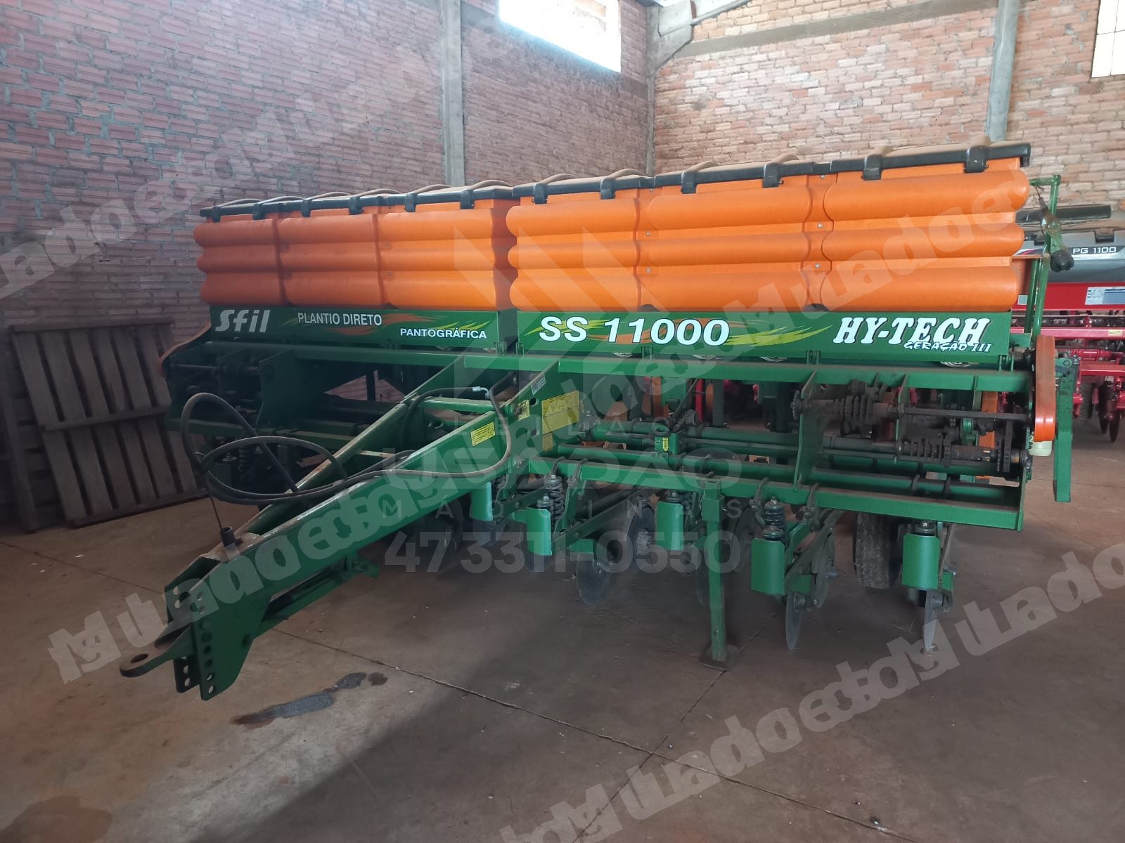 Máquina agrícola 2007 em leilão em Cruz Alta/RS