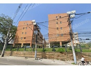 Apartamento em leilao em São Gonçalo/RJ
