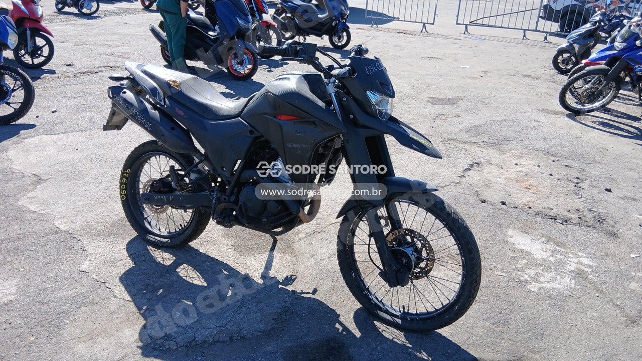 Yamaha Xtz 250 Lander 2022 em leilão em Brasil