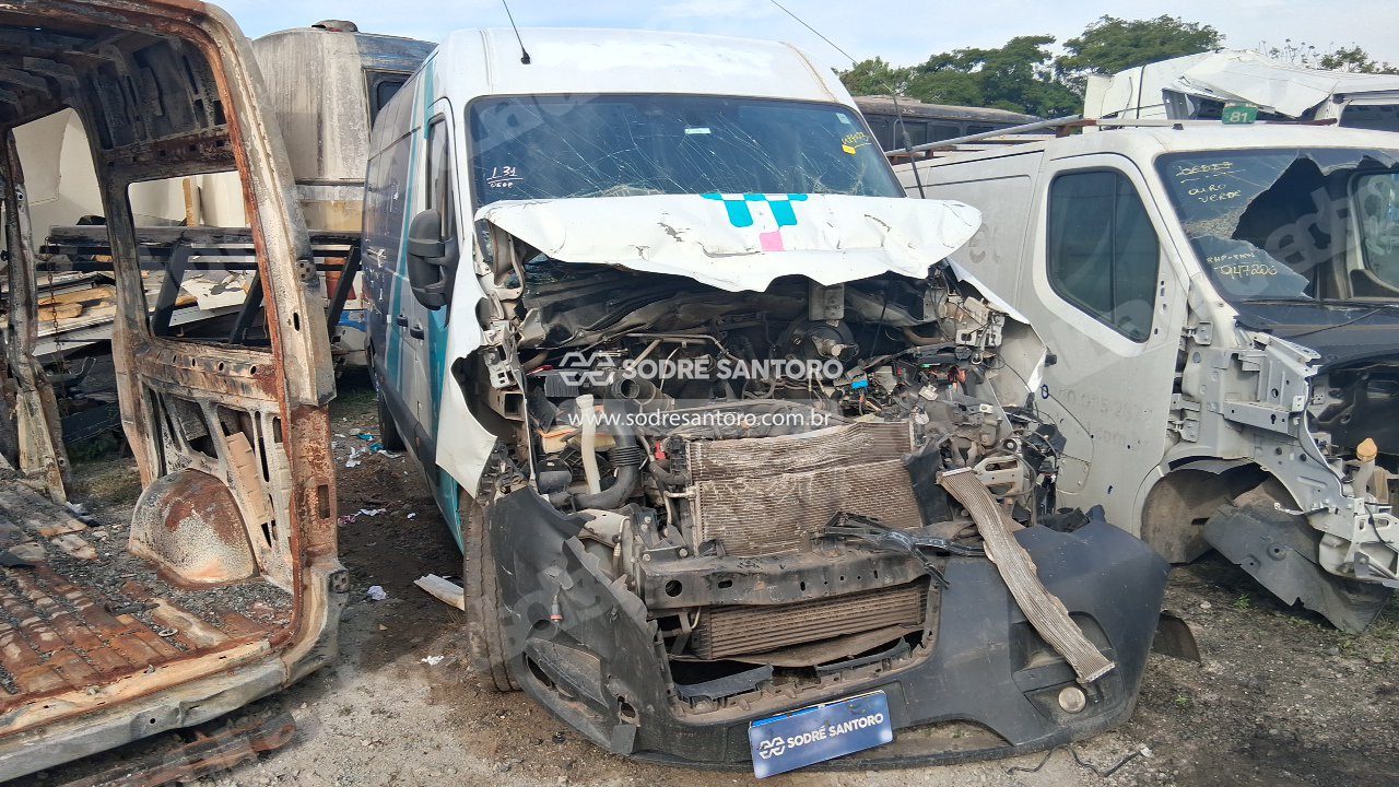 Renault em leilao em Brasil