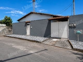 Casa de 206 m2 em leilao em São Gonçalo/RJ