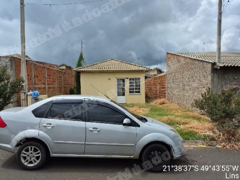 Casa em leilao em Lins/SP