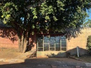 Casa de 144 m2 em leilão em Crixás/GO